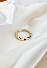 Load image into Gallery viewer, 2mm Square Twist Ring – Handmade in Yellow, White or Rose Gold | 9ct or 18ct