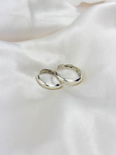 Load image into Gallery viewer, 4mm Planished D-Shaped Wedding Band – Recycled Gold | 9ct or 18ct in Yellow, White or Rose