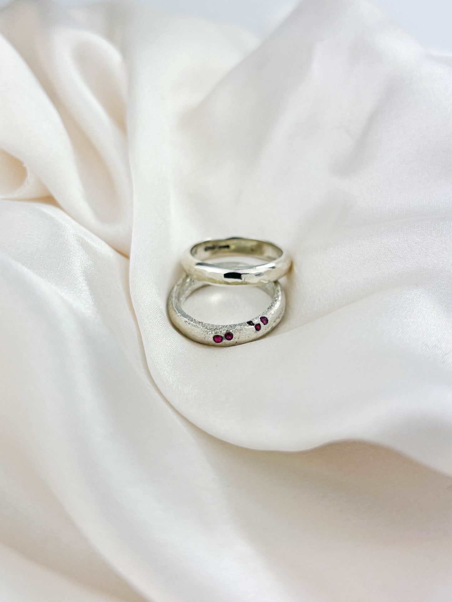 4mm Sand Cast Gold Ring with Scattered Rubies – Handmade in Recycled 9ct or 18ct Gold