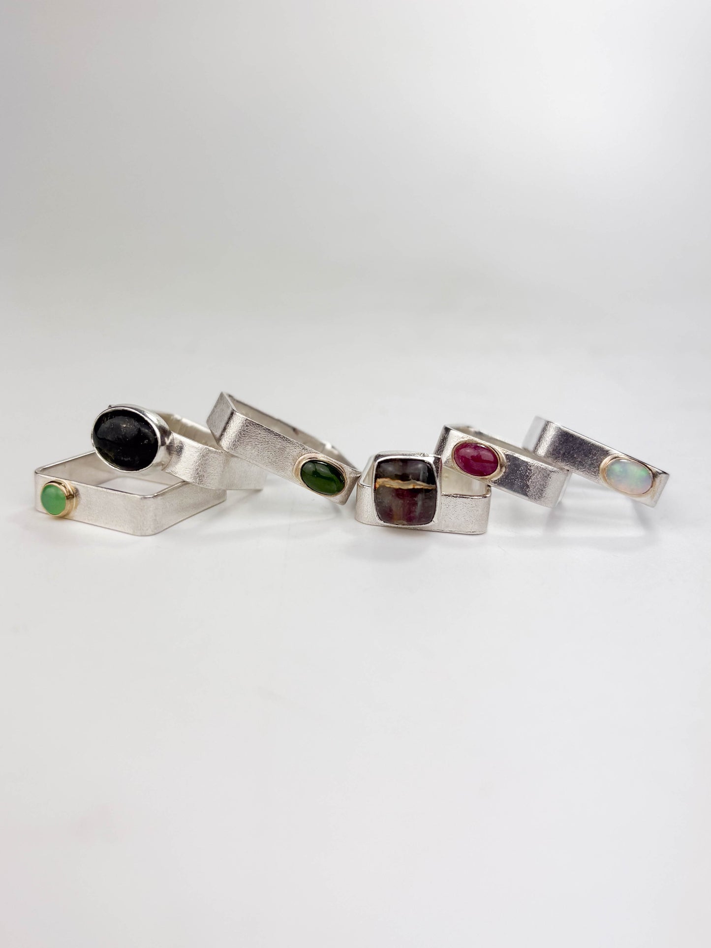 Habitat rings with Gemstones