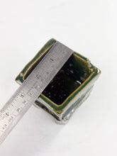 Load image into Gallery viewer, Small Planters
