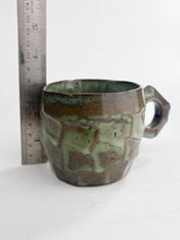 Load image into Gallery viewer, Kurinuki Mug
