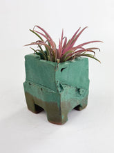 Load image into Gallery viewer, Small Planters
