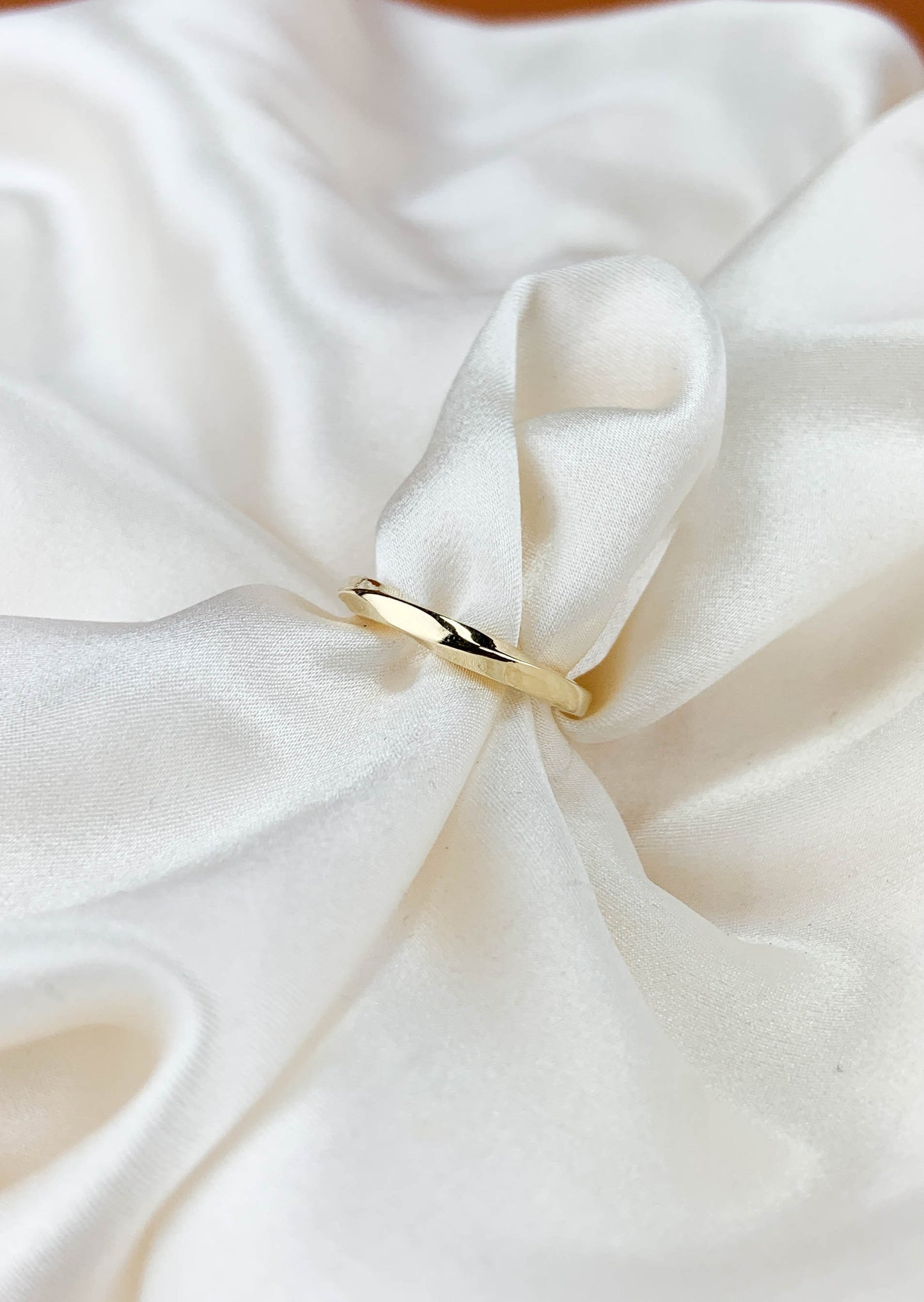 2mm Square Twist Ring – Handmade in Yellow, White or Rose Gold | 9ct or 18ct