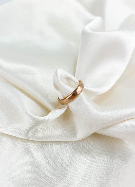 4mm Planished D-Shaped Wedding Band – Recycled Gold | 9ct or 18ct in Yellow, White or Rose