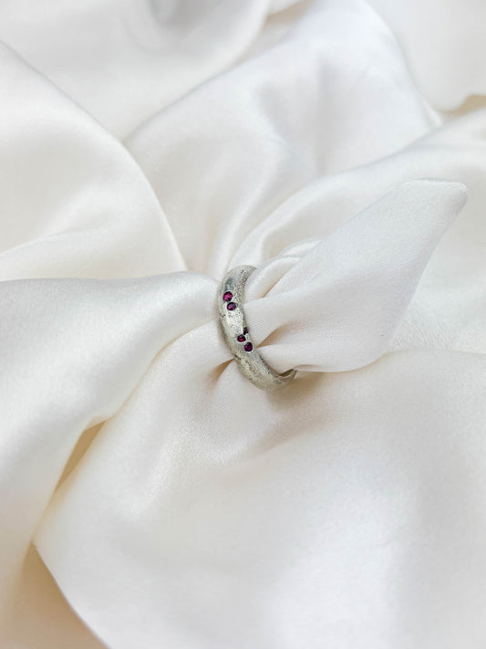 4mm Sand Cast Gold Ring with Scattered Rubies – Handmade in Recycled 9ct or 18ct Gold