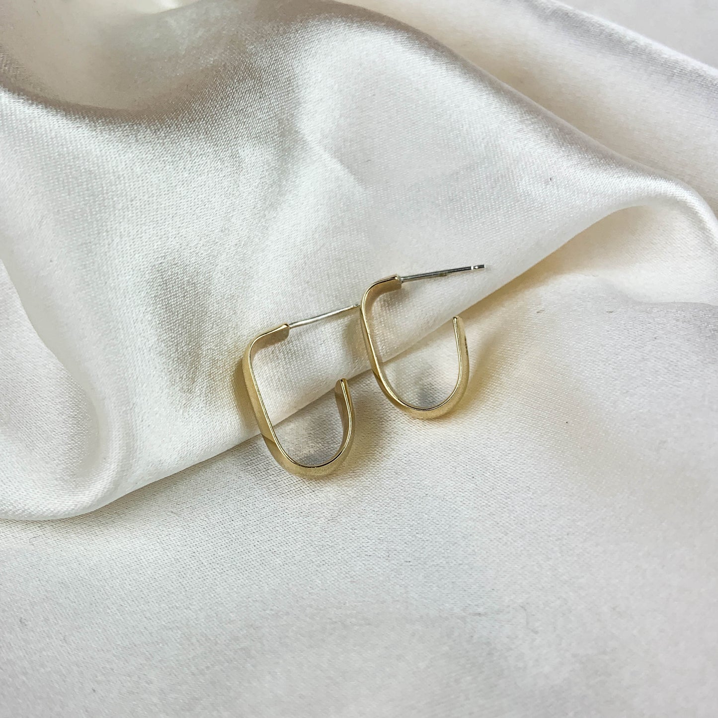 9ct Gold cuff earrings