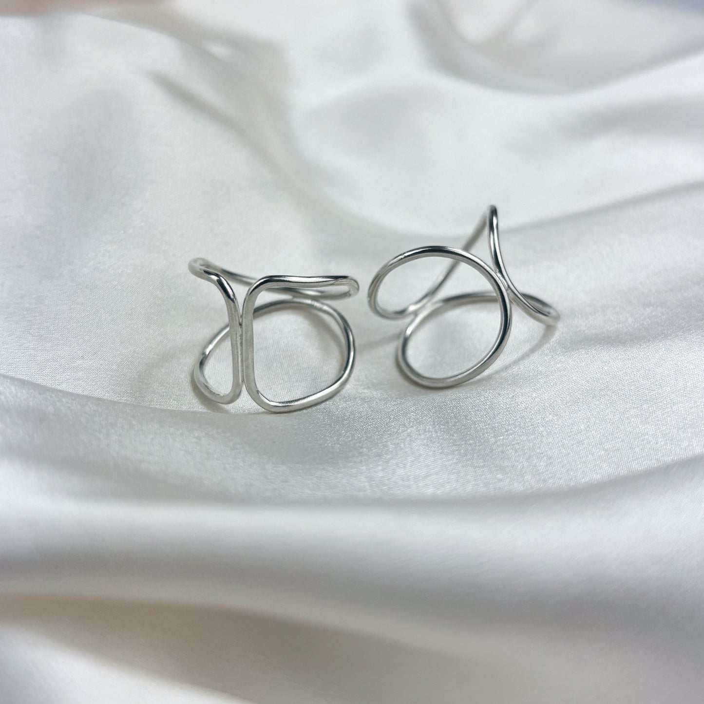Squared Link Rings
